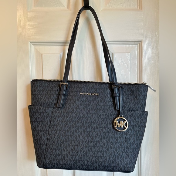 Michael Kors Signature Blue Tote - Picture 1 of 4